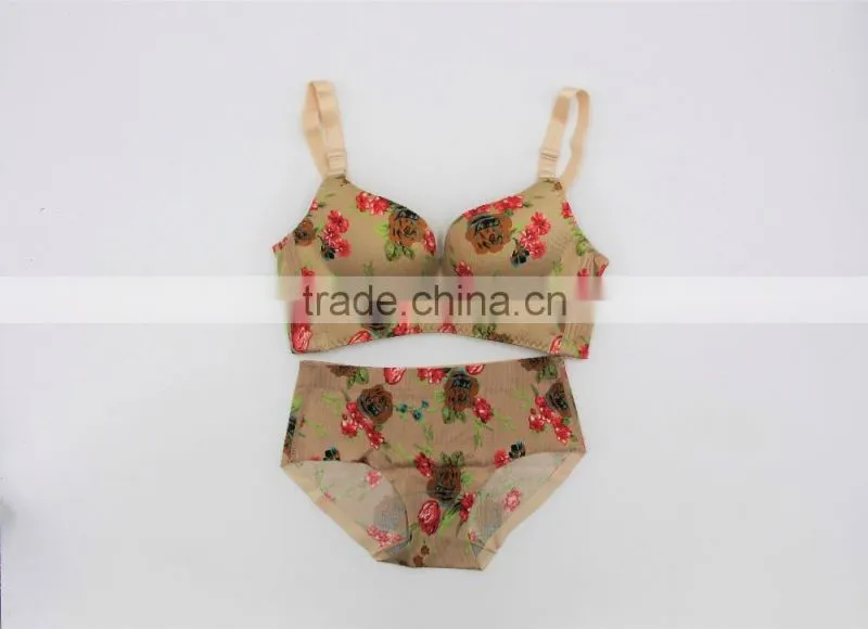 Printed roses brushed one peice seamless underwear gather comfortable adjustable bra set