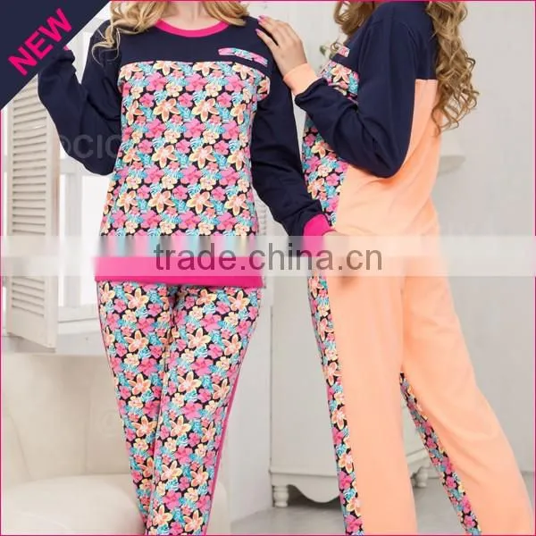 Fancy design couple pajamas with flower printing winter wholesale pajamas set OEM