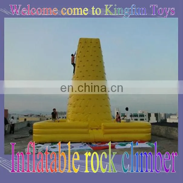 2013 New inflatable climbing wall