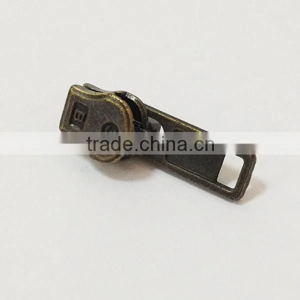 No.3 metal zipper puller DA slider antique brass color