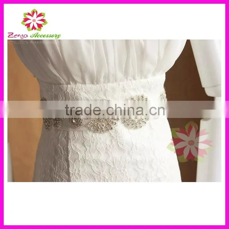 Pearl rhinestone bridal gowns applique garter, wedding garter set