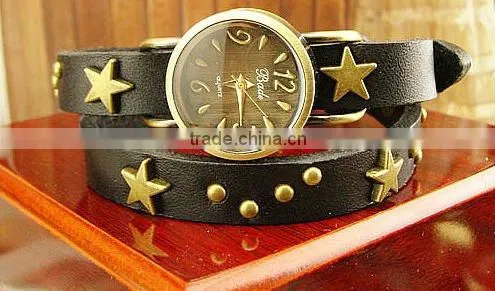 Pu leather wrap watch with stars on the strap