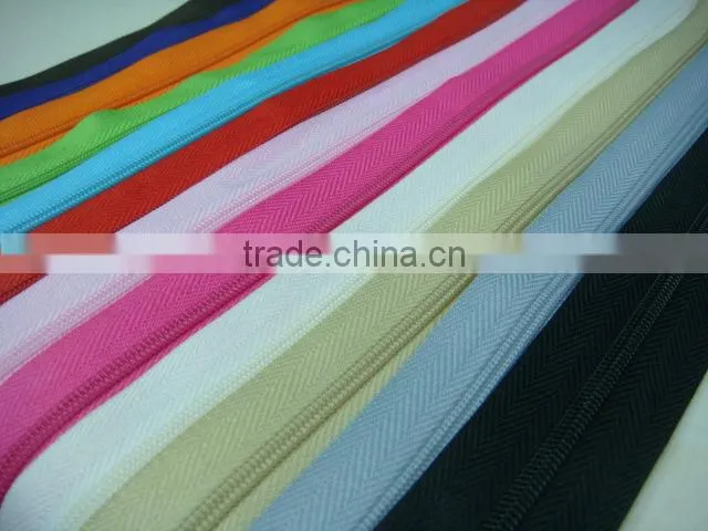 Best Quality Wholesale Colorful Nylon Zipper Cheap Price YKK