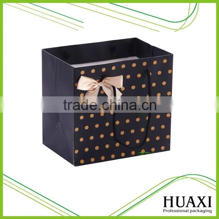 Custom made glossy pink luxury Paper Shopping Bags, Paper gift bags