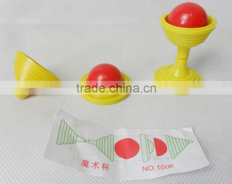 Cool fliying UFO magic toy
