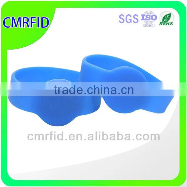 Basketball silicone wristband