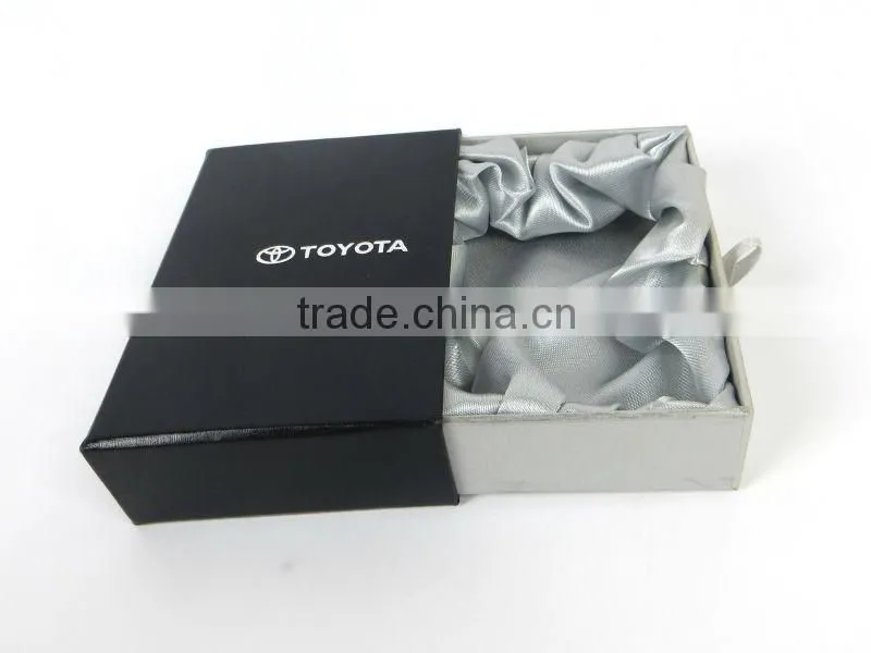 2014 new product luxury paper packaging perfume box &silk white foam cosmetics containers