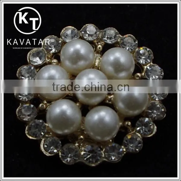 Good quality metal button with pearl for clothes