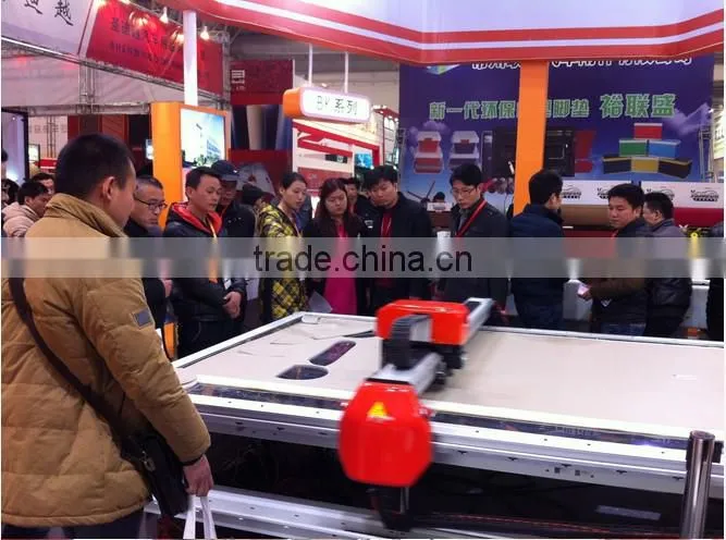 IECHO CNC Automatic Cutting Machine for PU & PVC Composites Sponse Leather and Rubber Car Mats Carpets
