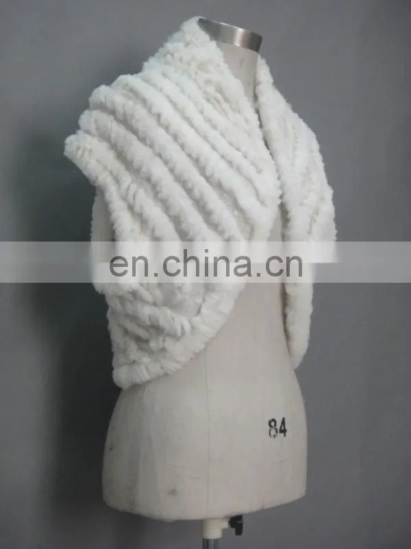 Women's Knitted Vest With Rabbit Fur Trim (Style:#B202)