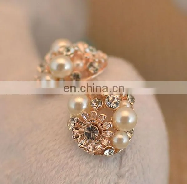 New wholesale fashion pearl rhinestone button for wedding