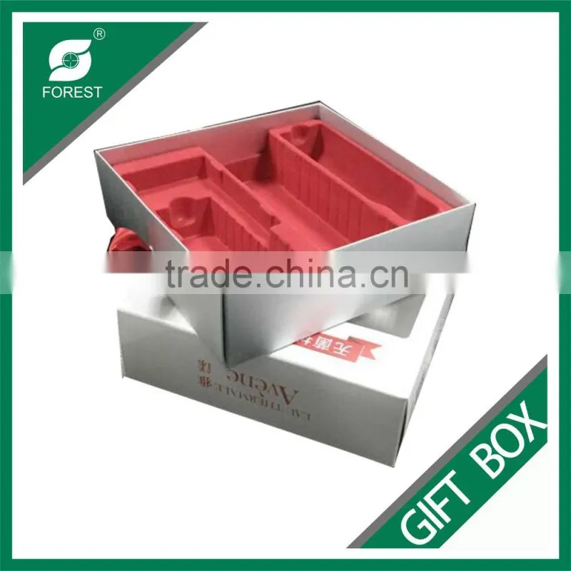 COSMETIC GIFT BOX WITH DIVIDER