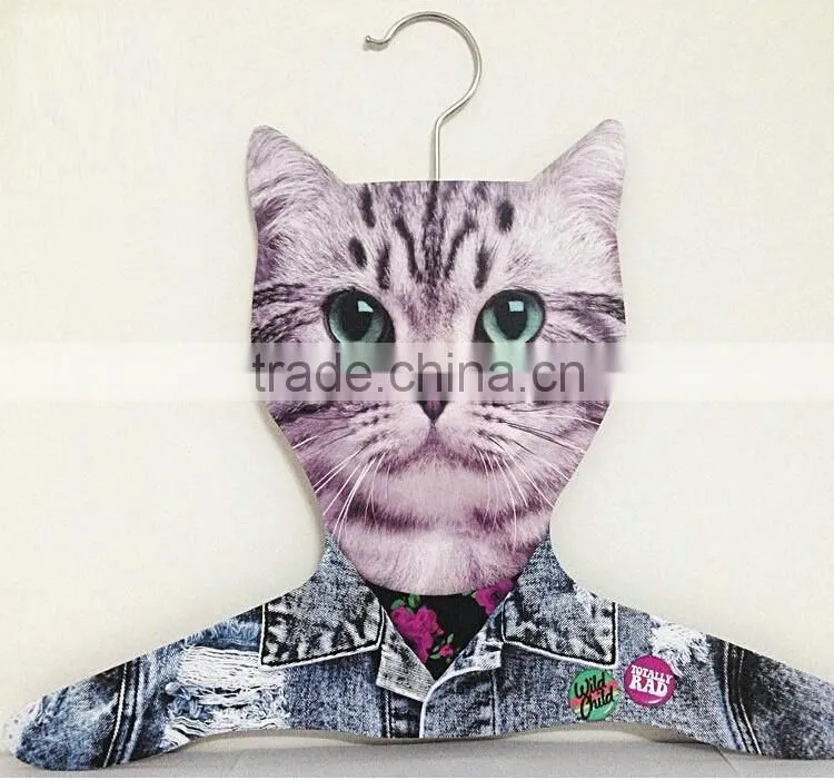 Innovative Creative Animal Clothes Hanger OEM Cartoon Animal Plastic Baby Clothes Hanger