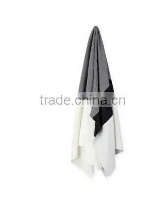 Marshmallow Marcel Throw-Marshmallow