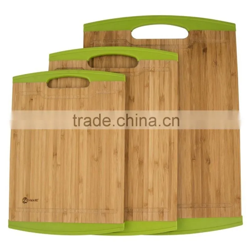 Bamboo cutting board with 3-ply crisscross design