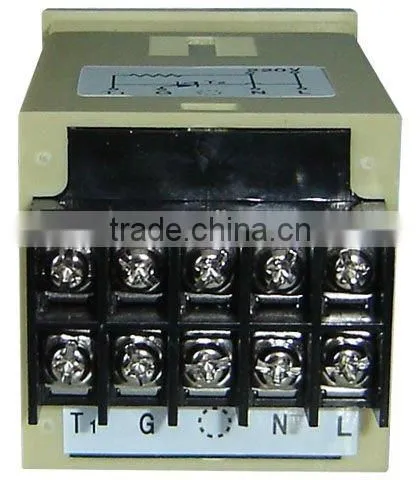 Incubation voltage regulator