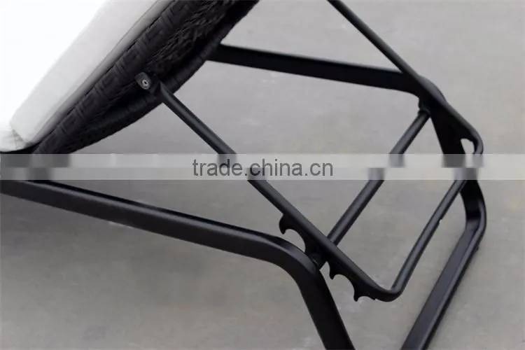 Flower weaving seaboard rattan lounge