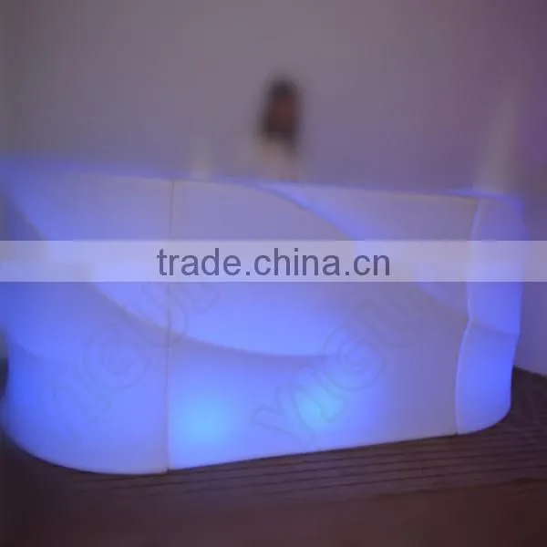 2015 new design manufacturer RGB Colors Changing LED Corner Tables Indoors LED Home Bar Counter