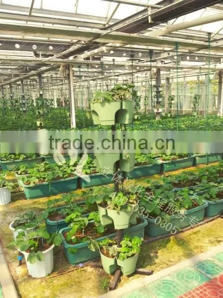 Plastic stackable hanging planter