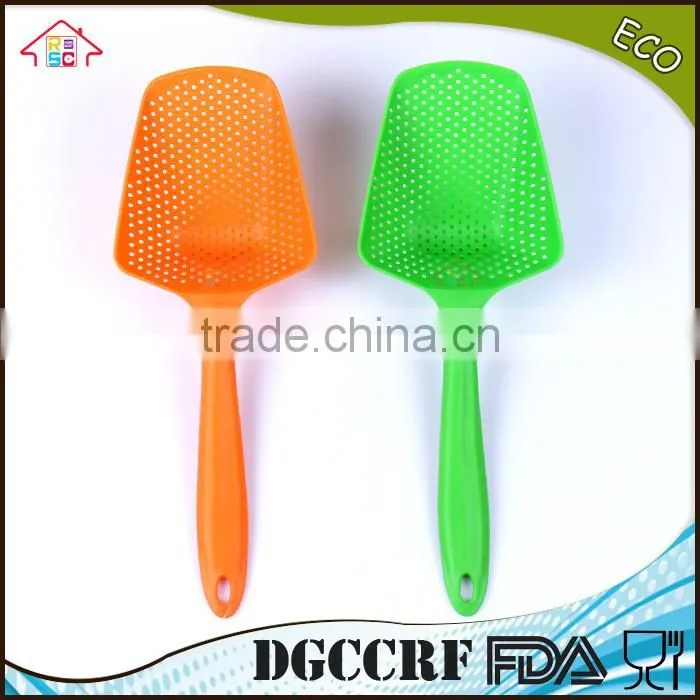 NBRSC High Heat Resistant large black Nylon Scoop Colander Slotted Spoon Strainer With Handle