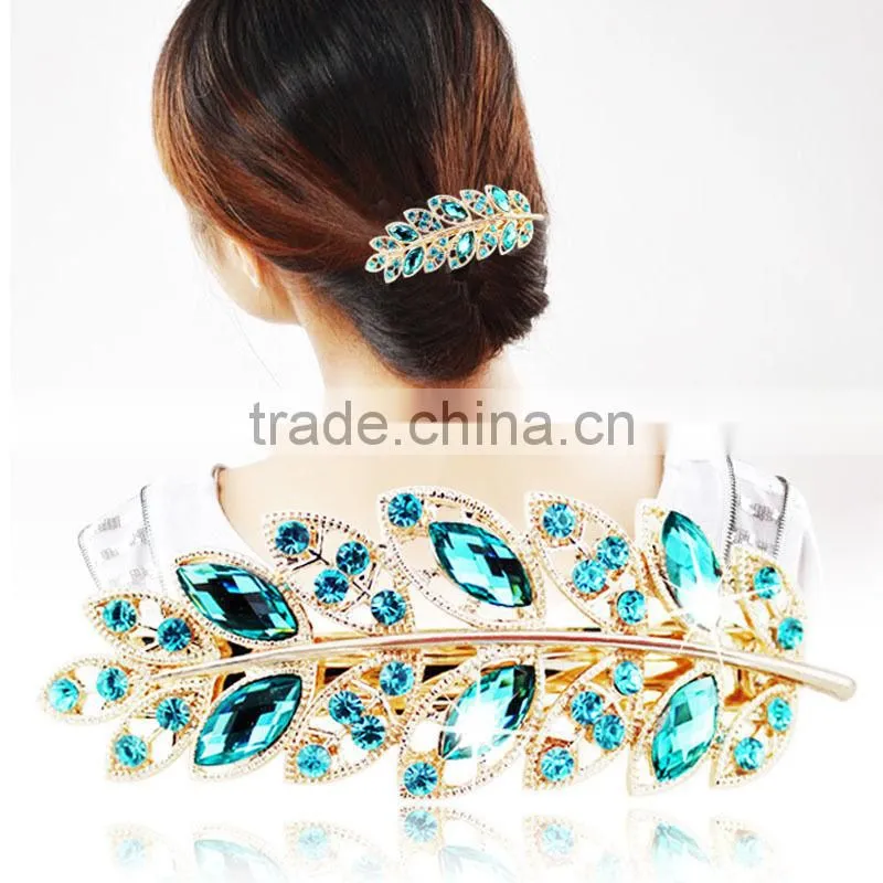 Hot Hot Hot! Fine cut! Fine transparency! Dongzhou high quality crystal sew on round stones