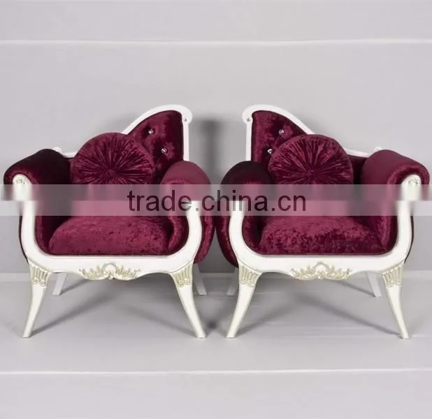 Factory Work Well hot sale classic style fabric 2 seater sofa chair with crown carving XYN2823