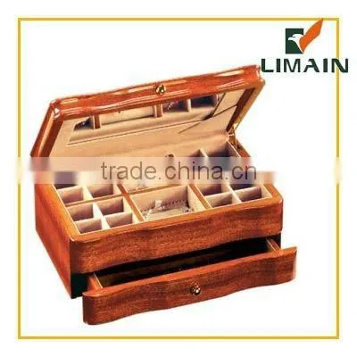2011 wooden jewelry box