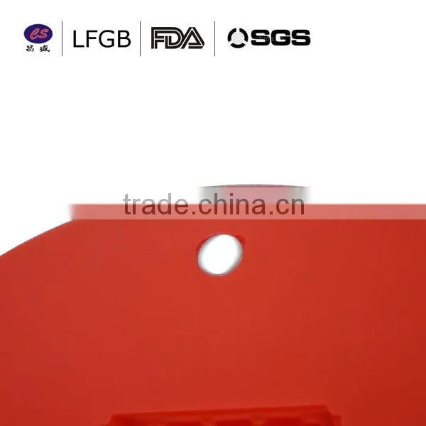 2014 attrictive design fashionable train shape silicone cake molds