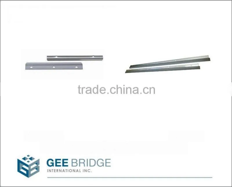 0105602 Aluminum Door Sweep