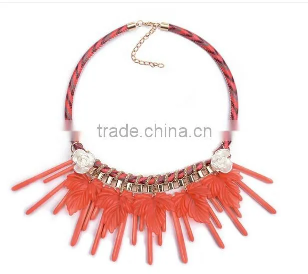 2016 New fashion bib collar Leaves Tassels chunky luxury choker necklace