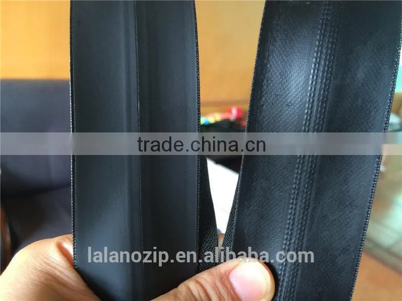 very flat black dull splashwaterproof TPU-coated #8 nylon zipper chain for luggage and suit case