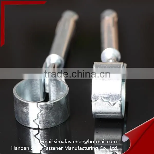 Expansion Pipe clamps with bolt