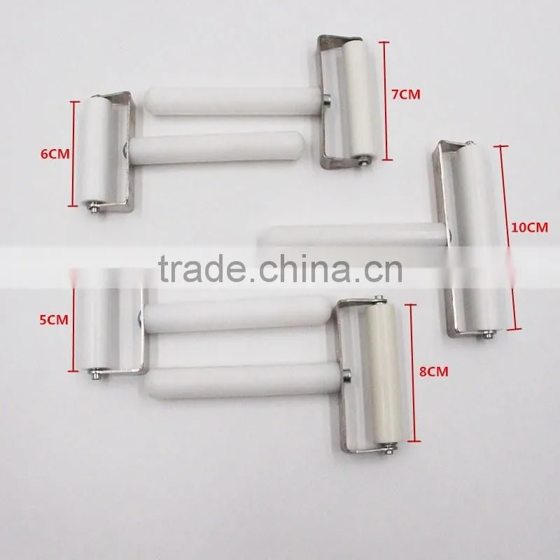 Mobile phone LCD roller for attaching OCA on LCD