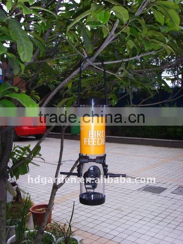 Hanging bird feeder