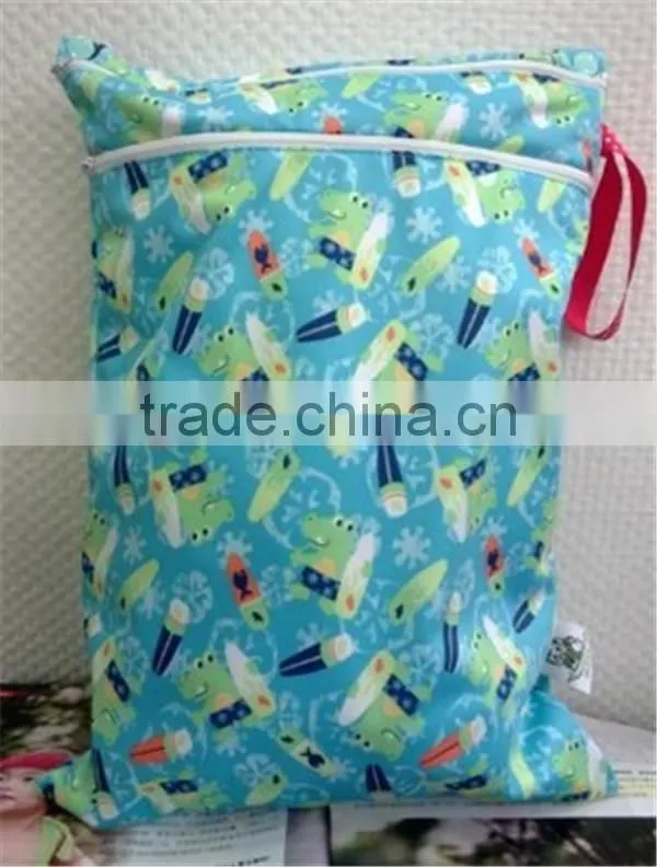 OEM Cute Print Hanging Reusable Wet/Dry Cloth Diaper Bag