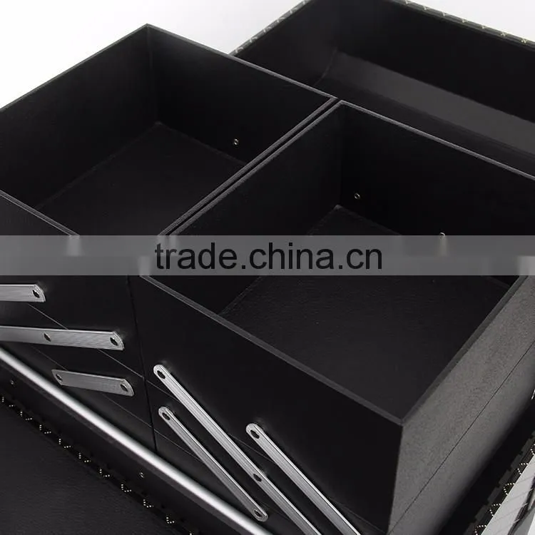 Guangzhou factory cheap price trolley makeup case with trays