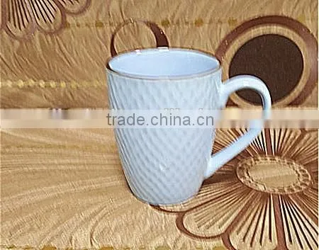 2016 noverty embossed 11 oz solid color cheap stoneware tea mug with rim