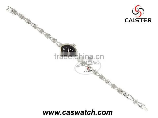 Luxury jewelry chain watch with diamond inserted