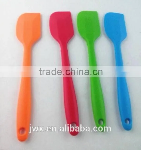 Silicone mixing spatula set in 4 colors with customized logo