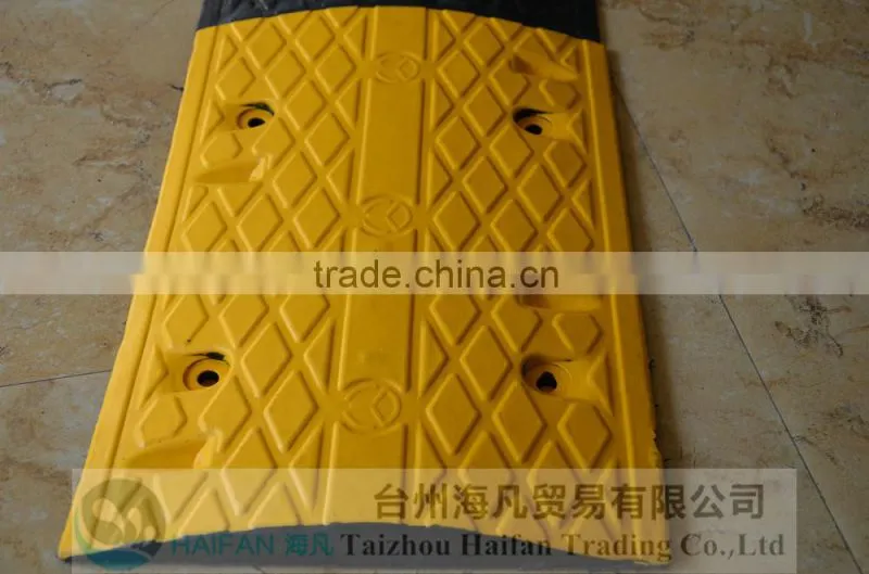 500*350*40mm traffic road rubber speed hump for Crossroads/heavy strength rubber speed hump used in Intersection