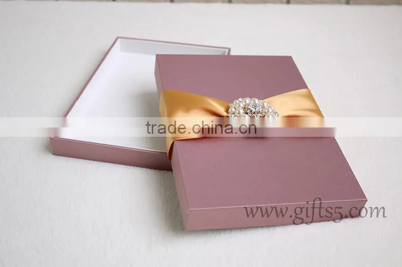 Gorgeous Silk Box Wedding Invitations Card Box Wholesale