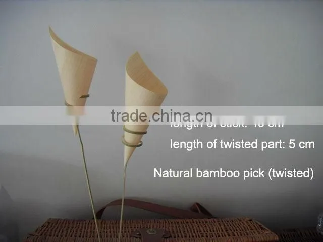 Natural bamboo pick (twisted)