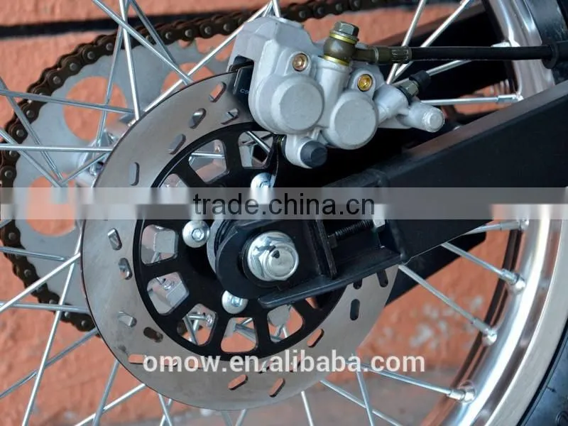 4 Stroke Engine Type and Chain Drive Transmission System Dirt Bike