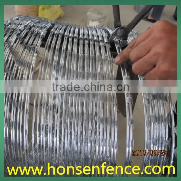 high tensile galvanized sharp razor barbed wire for security fence