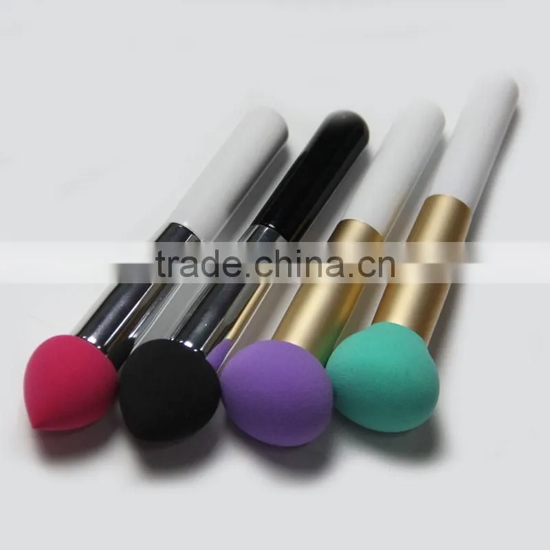 Makeup Beauty Sponge Blender brush with handle for Perfect Makeup/Beauty Tool
