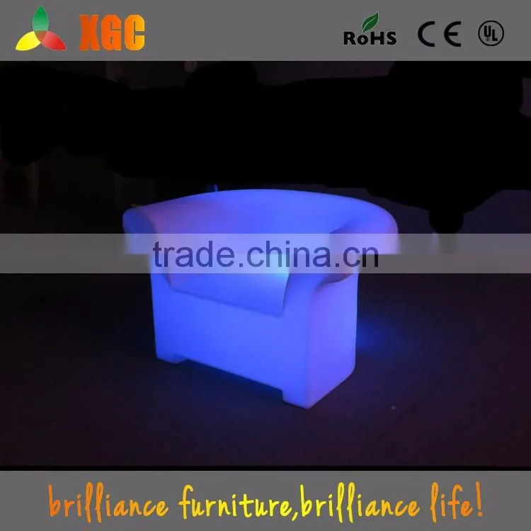 2017 Latest Modern Leisure Plastic Sofa and Table for Sale