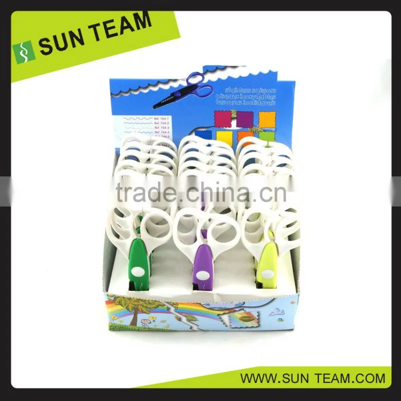 CS009 Popular 6-1/4" zig zag shaped scissors