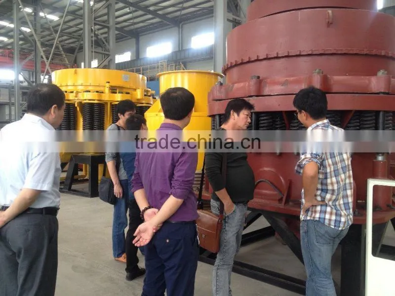 2015 Hot Sales Zhengzhou Unique Vibrating Feeder for Sale