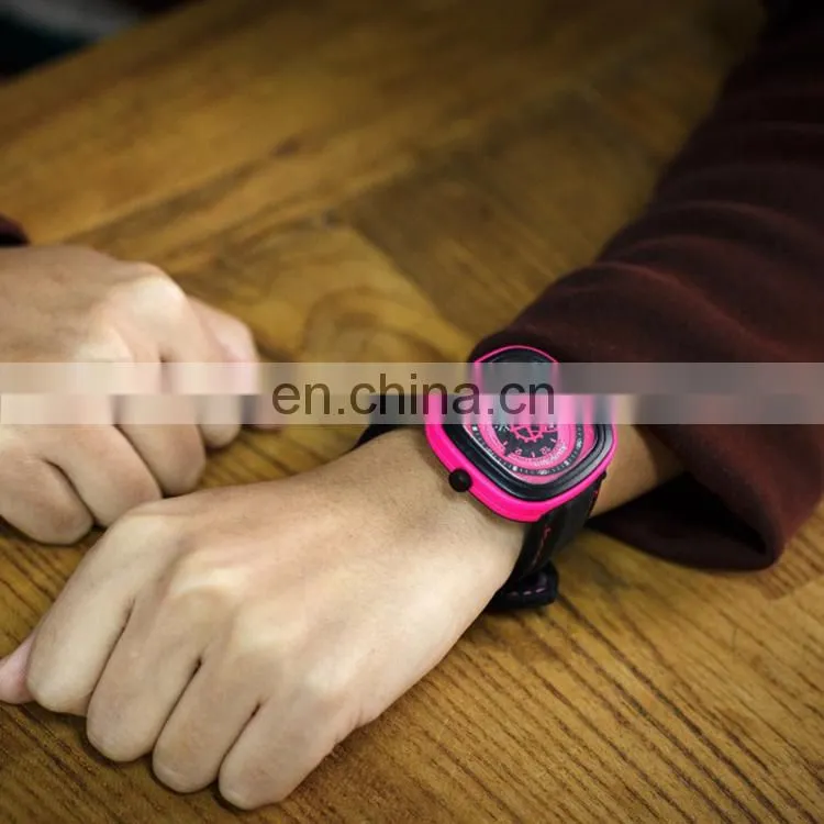 Samples Digital Smart Watch Led Silicone Sport Watch