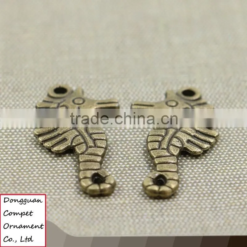 Wholesale antique brass retro stereo zinc alloy hippocanpal pendant